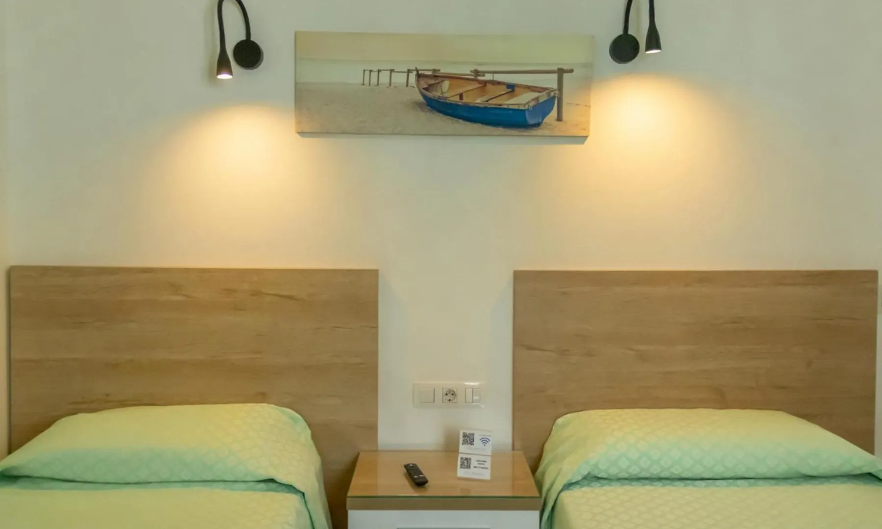 ** בית הארחה פוארטו דל כרמן Hostal Magec ספרד