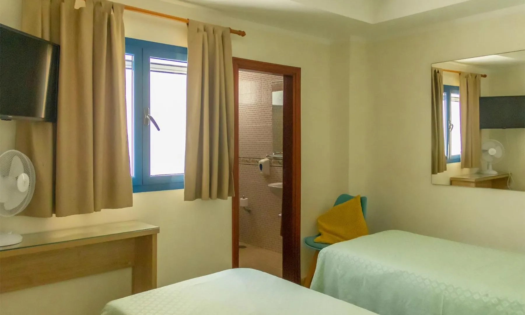 Hostal Magec Puerto del Carmen  Affittacamere