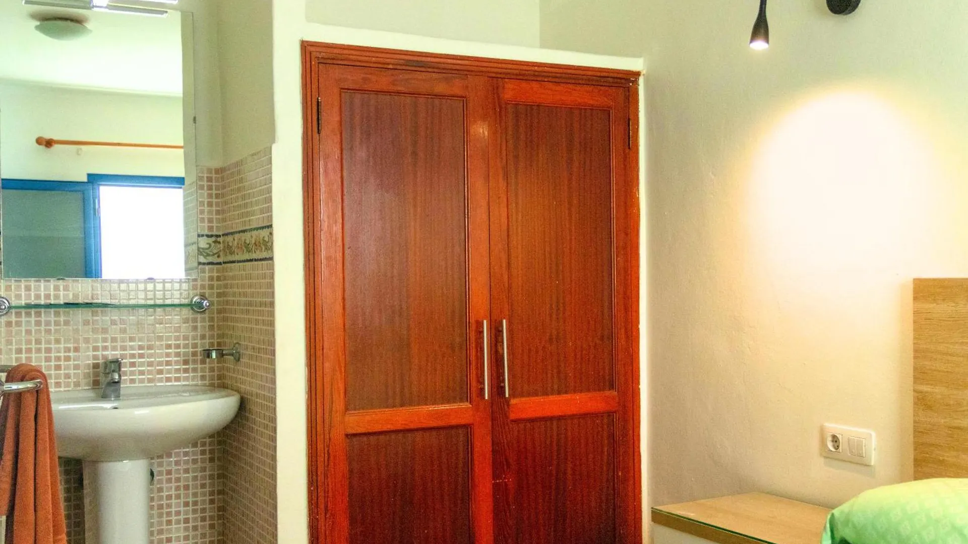 Hostal Magec Πουέρτο Ντελ Κάρμεν 2*,  Ισπανία